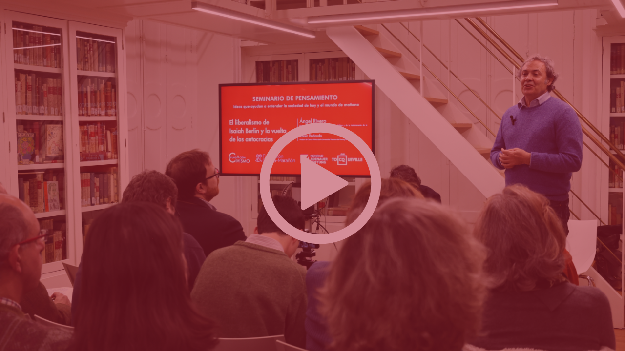 Ángel Rivero: «El éxito de las autocracias es que encuentran su apoyatura en las democracias»