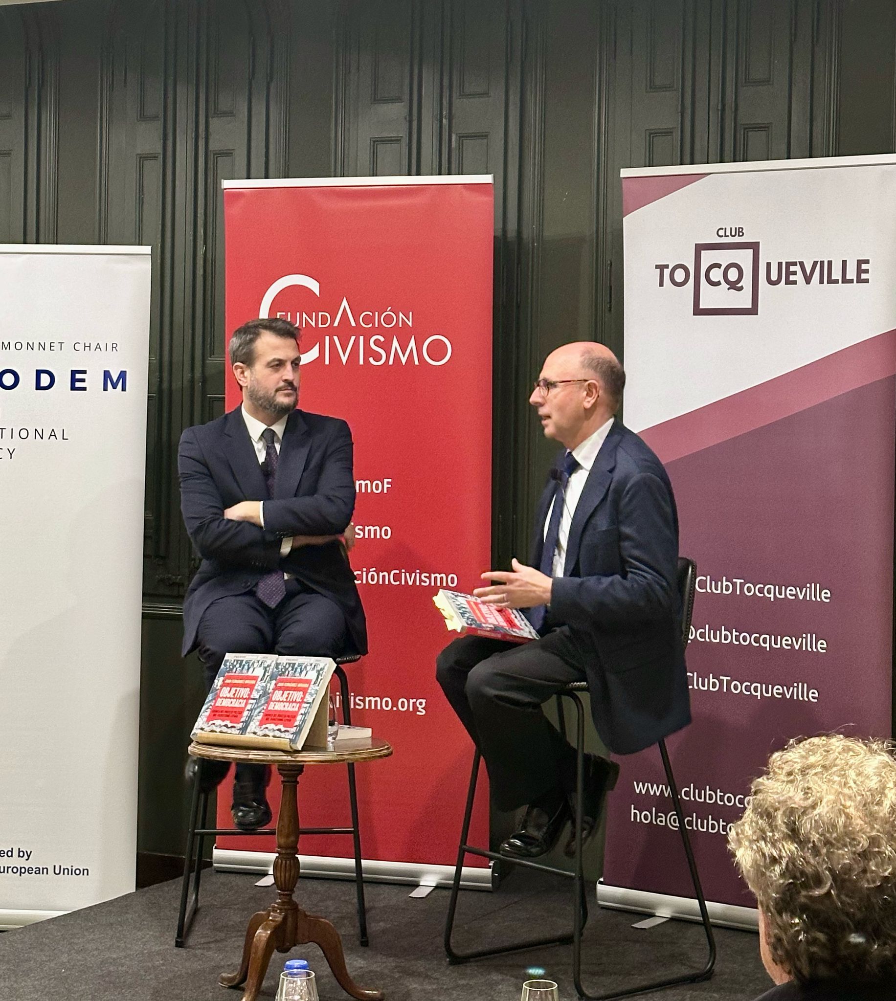 Juan Fernández-Miranda presenta su libro «Objetivo: Democracia» de la mano de la Fundación Civismo
