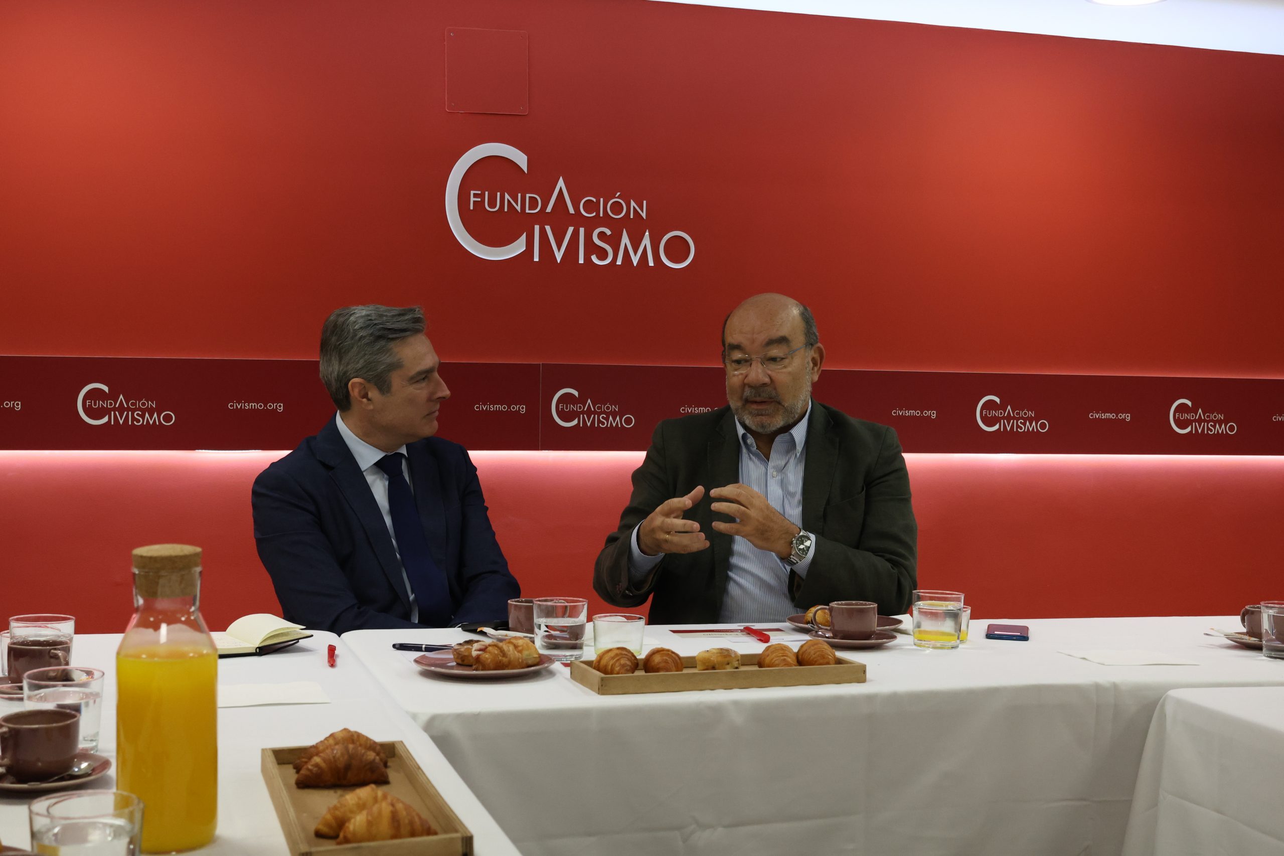 Ángel Expósito (COPE) participa en el Desayuno Líderes de Información de la Fundación Civismo